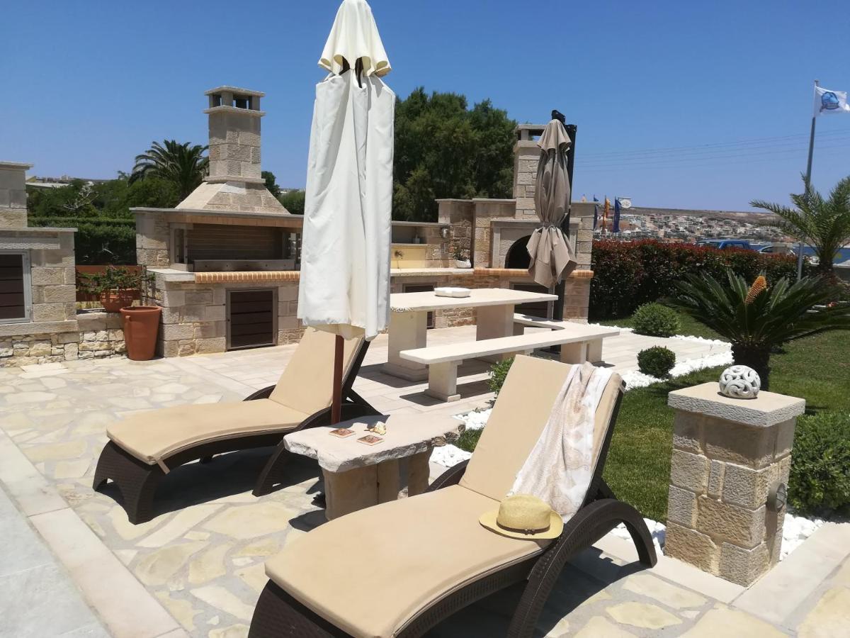 Blue Horizon Villa & Suites 锡蒂亚 外观 照片