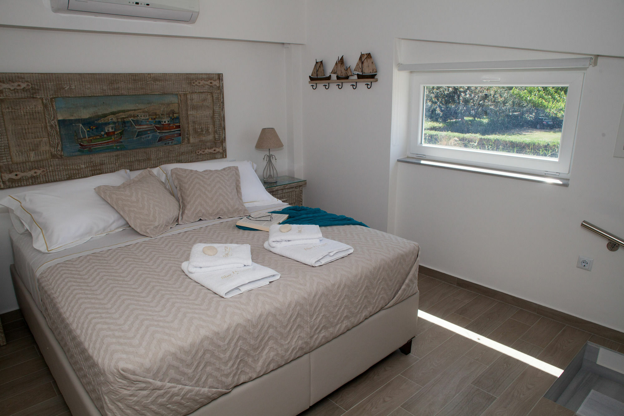 Blue Horizon Villa & Suites 锡蒂亚 外观 照片